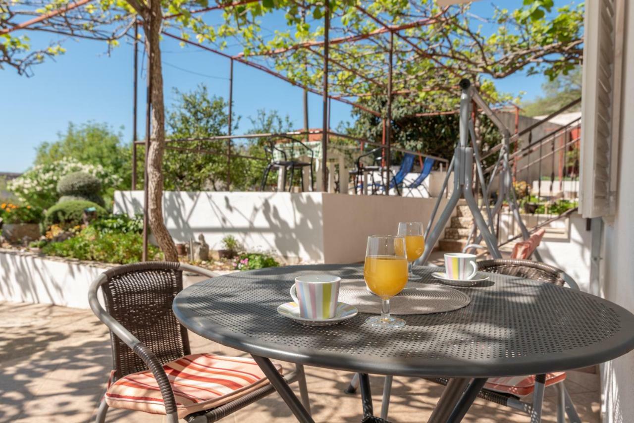 Apartments Villa Bella Vista Seget تروغير المظهر الخارجي الصورة